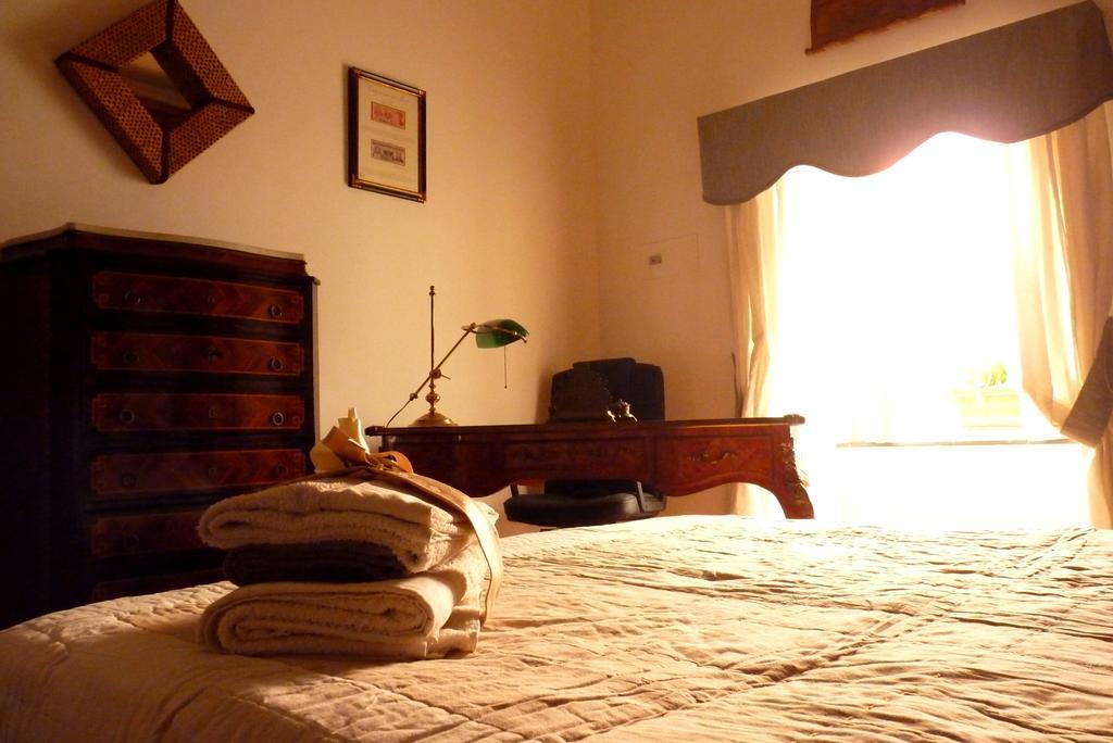 B&B Nilo Νάπολη Δωμάτιο φωτογραφία
